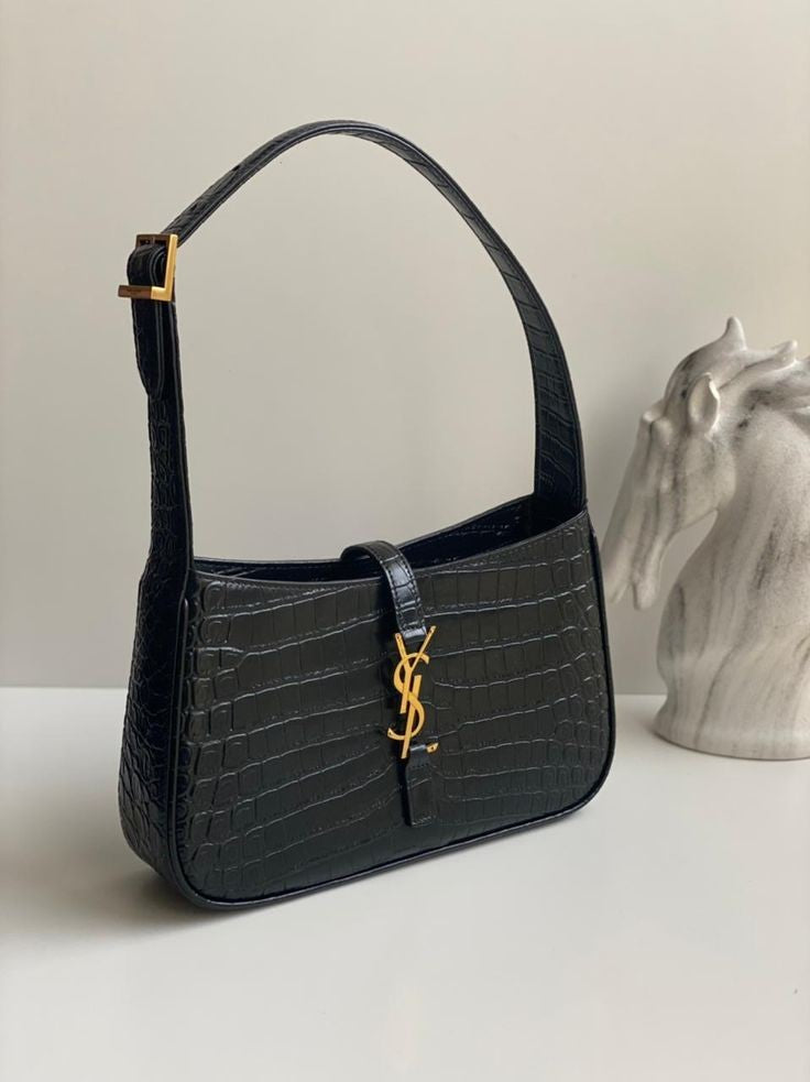 SAINT LAURENT شنطة نسائية ماركة