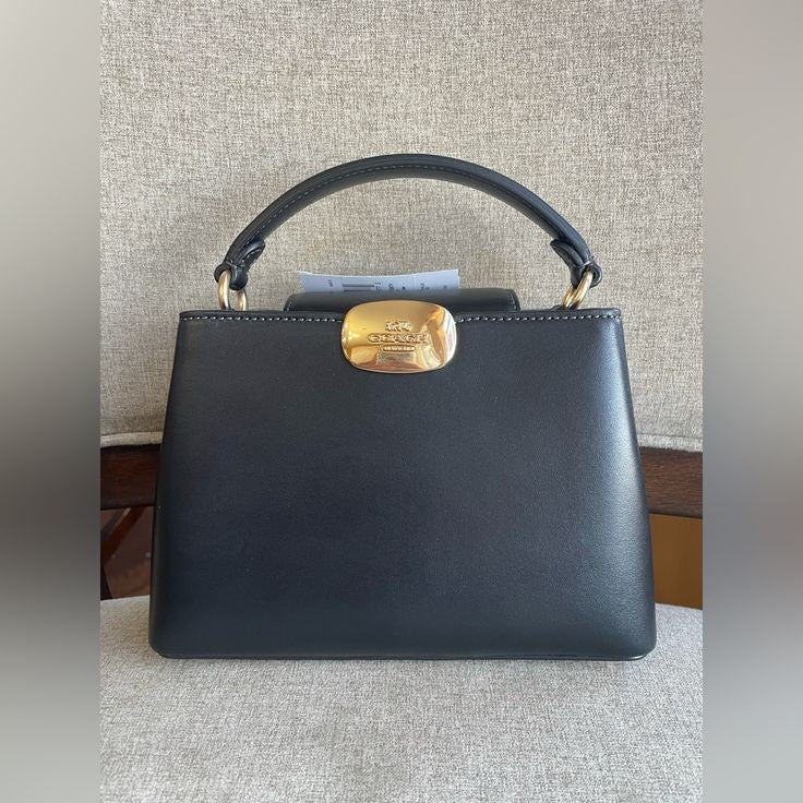 COACH شنطة نسائية ماركة