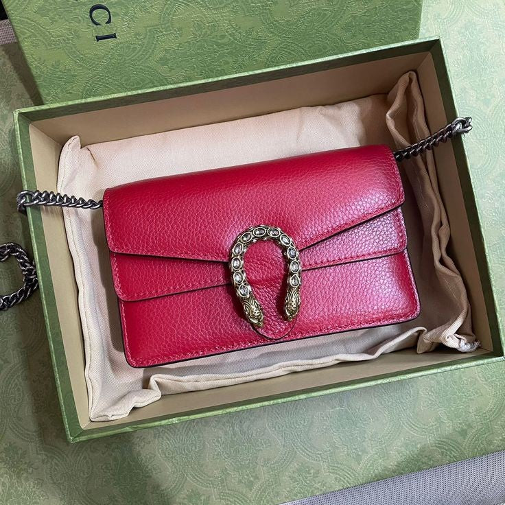 Gucci شنطة نسائيه ماركه
